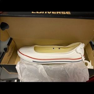 Converse size 8 flat slide on